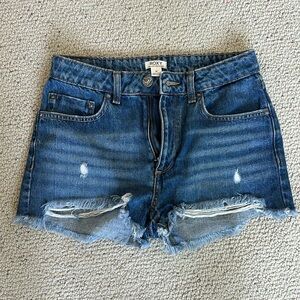 Roxy Originals denim shorts size 26